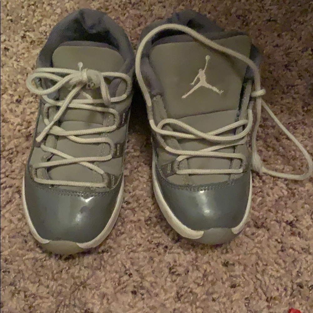 Retro Jordan 11’s Cool Grey in good condition